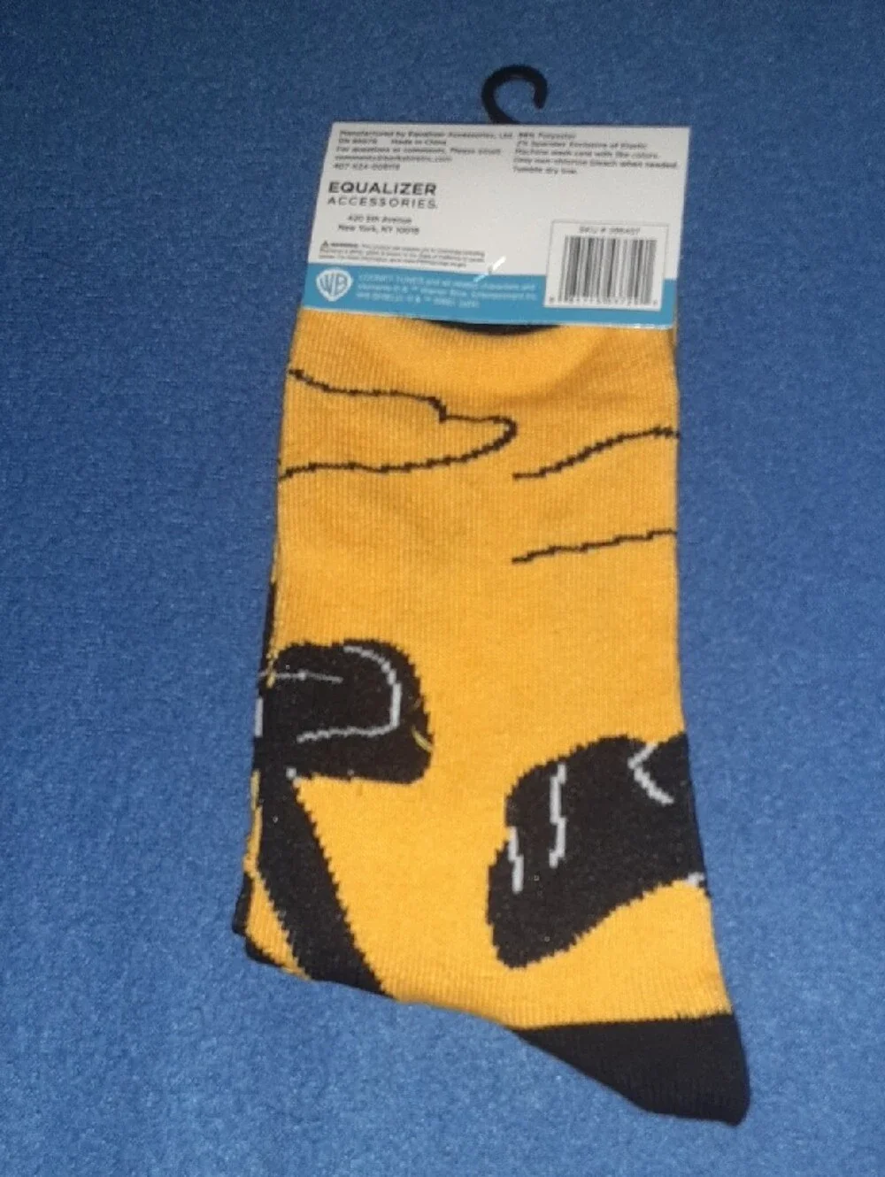 Warner Bros. Looney Tunes Yellow Daffy Duck Crew Socks
